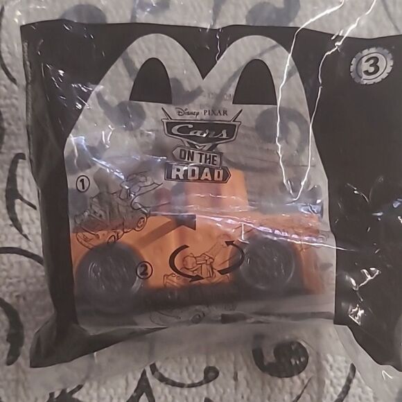 2022 McDonald's Disney Pixar Toy - Picture 1 of 3